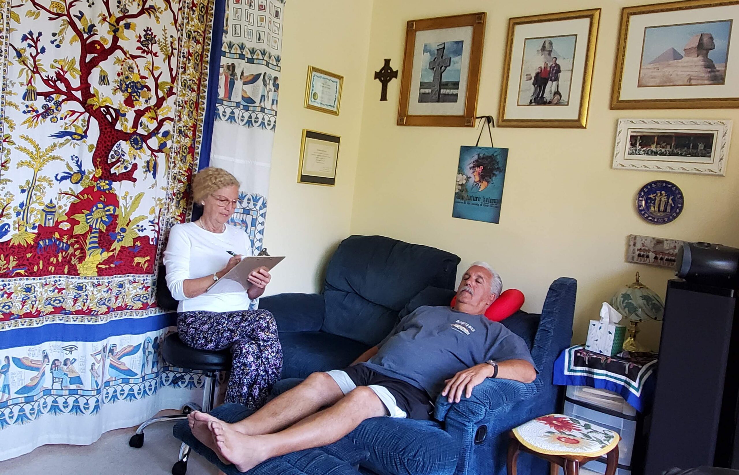 Hypnosis session at Kathleen's Ministry